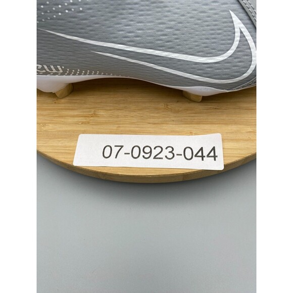 Nike Baseball Cleats Womens 7 Gray Hyperdiamond 4 Pro Softball Metal CZ5920-012 - Picture 11 of 11
